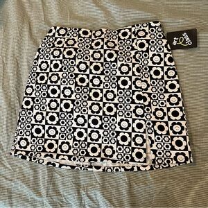 NWT Art Class Groovy Mini Skirt, kids brand but fits adult size S or M